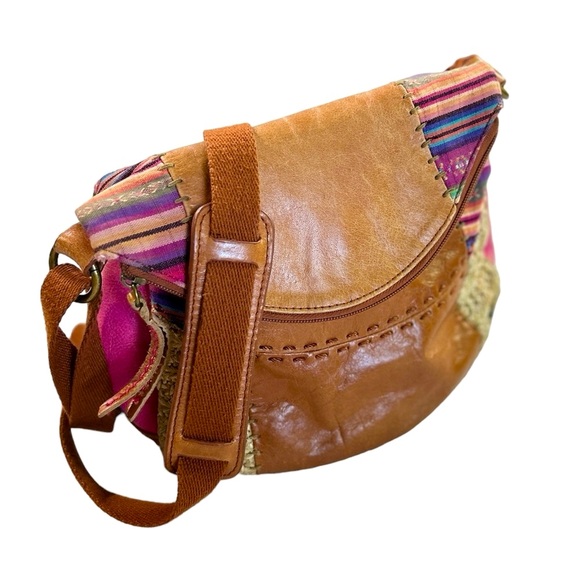 The Sak Deena Leather Boho Crossbody Fold Over Zip Bag - Picture 4 of 15